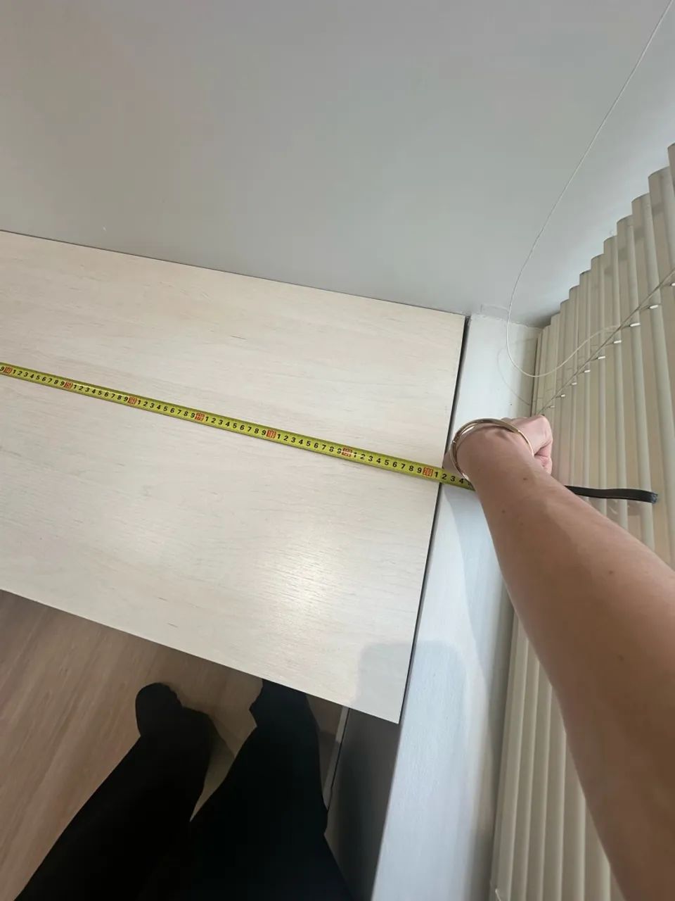 Mesa de Escritório Semi-Nova em MDF - Foto 3
