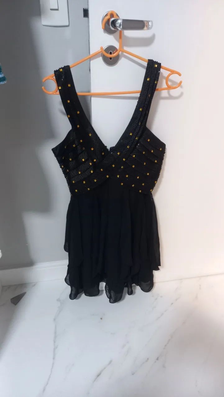 Vendo 2 vestidos e 1 macacão de festa - Foto 3