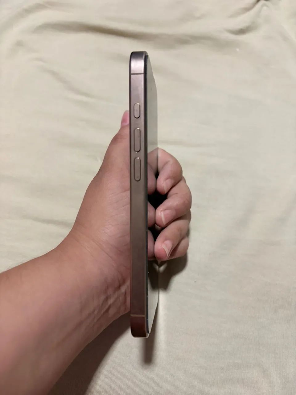 iPhone 16 Pro - Foto 3