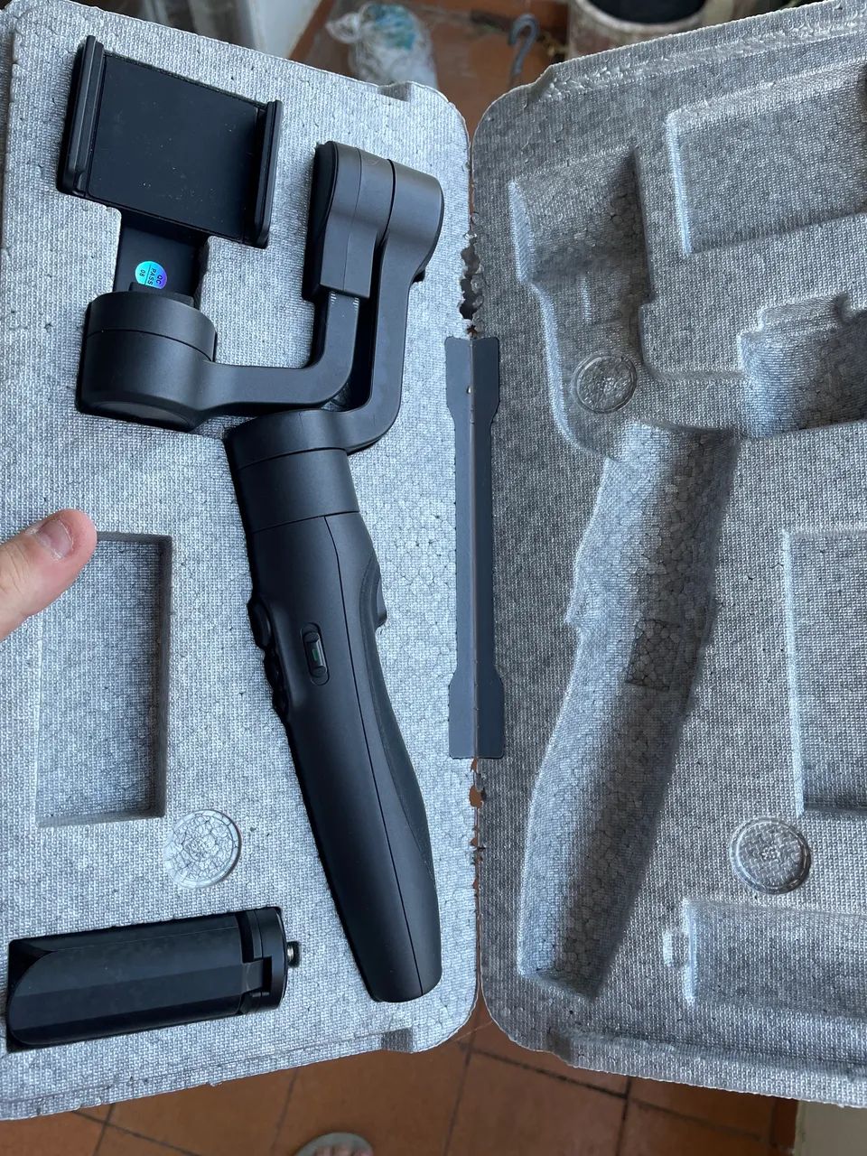 Gimbal estabilizador de celular 