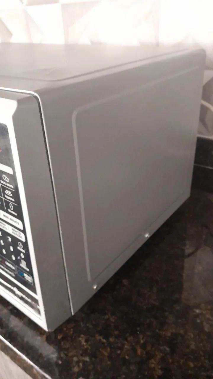 Micro-ondas LG 28 litros  - Foto 4