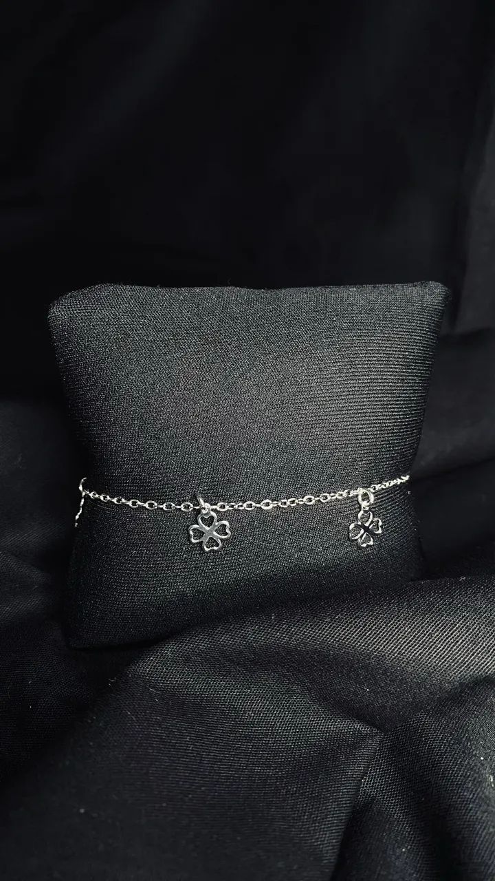 Pulseira de prata 4 trevos