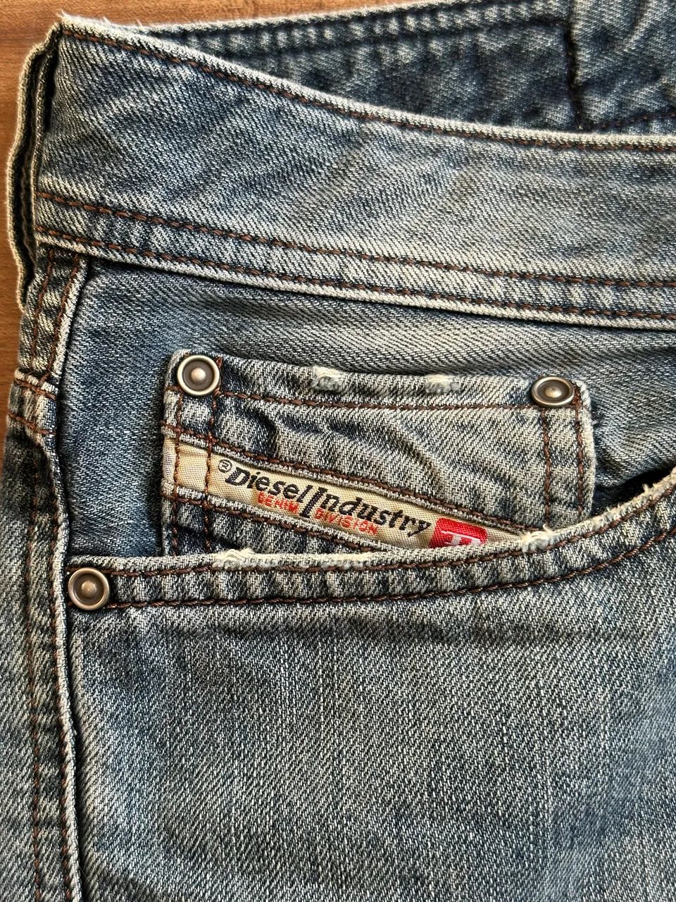 DIESEL calça jeans destroyed 40 - Foto 2