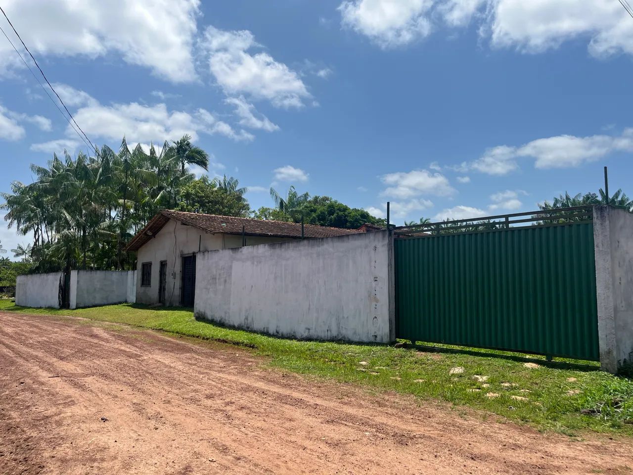 Terreno com casa em benfica-benevides