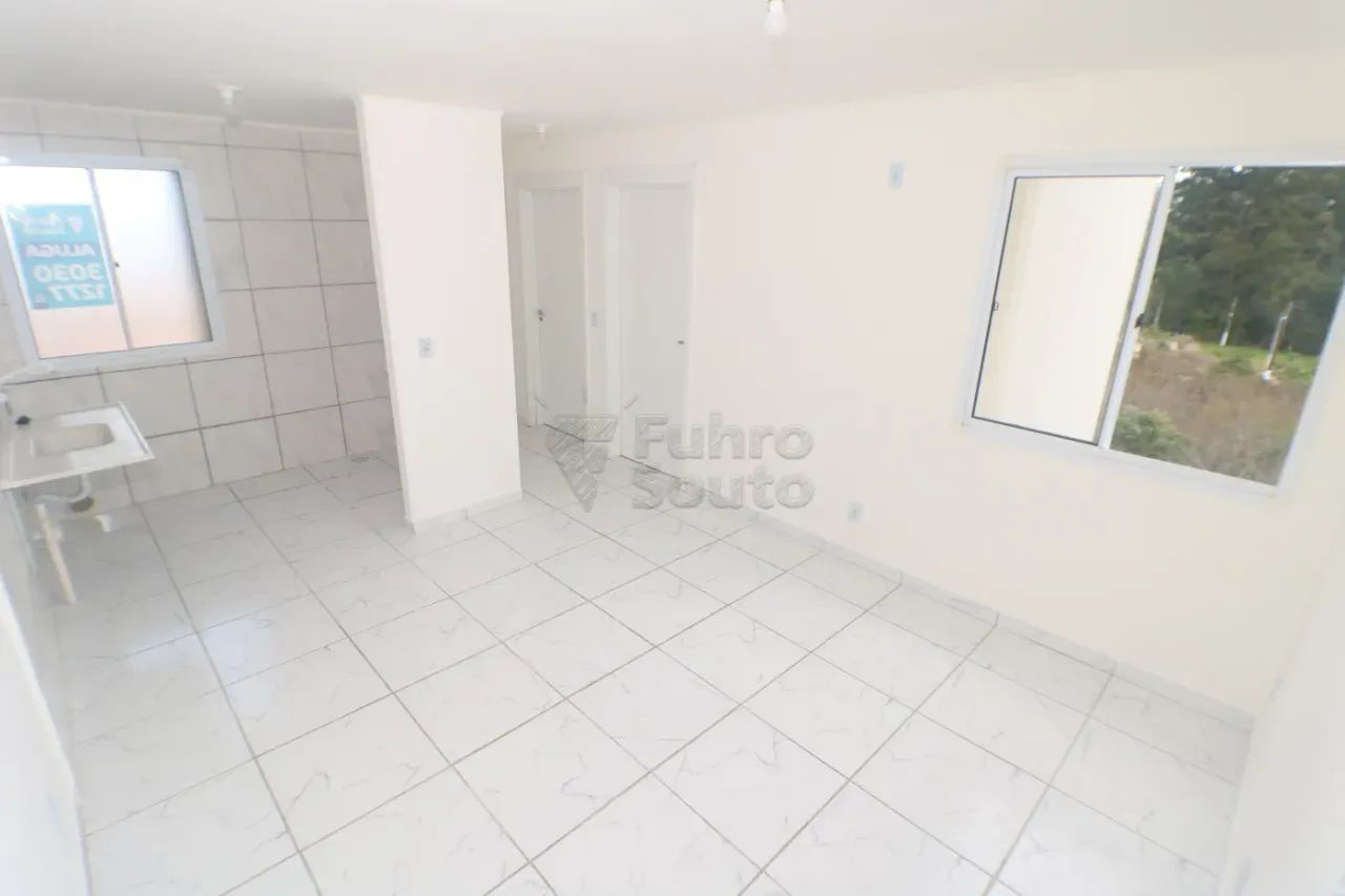 Apartamento de 2 dormitórios no Fragata