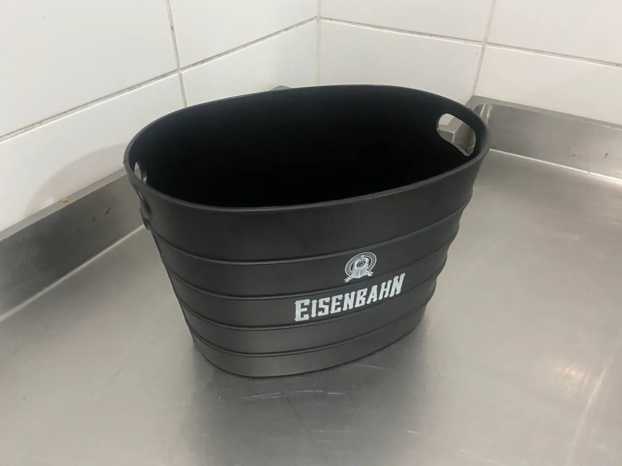 Balde de gelo Eiseban 