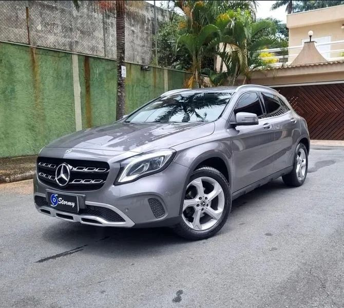 Mercedes-Benz GLA 200 Adv. 1.6/1.6 TB 16V Flex Aut. 2019
