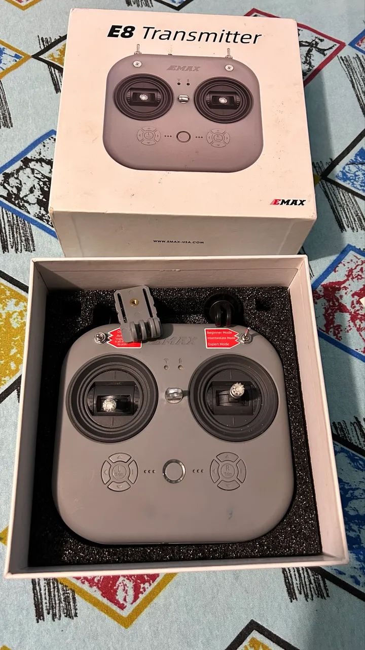 Rádio controle Emax E8 Frsky D8 2,4 Ghz Rc