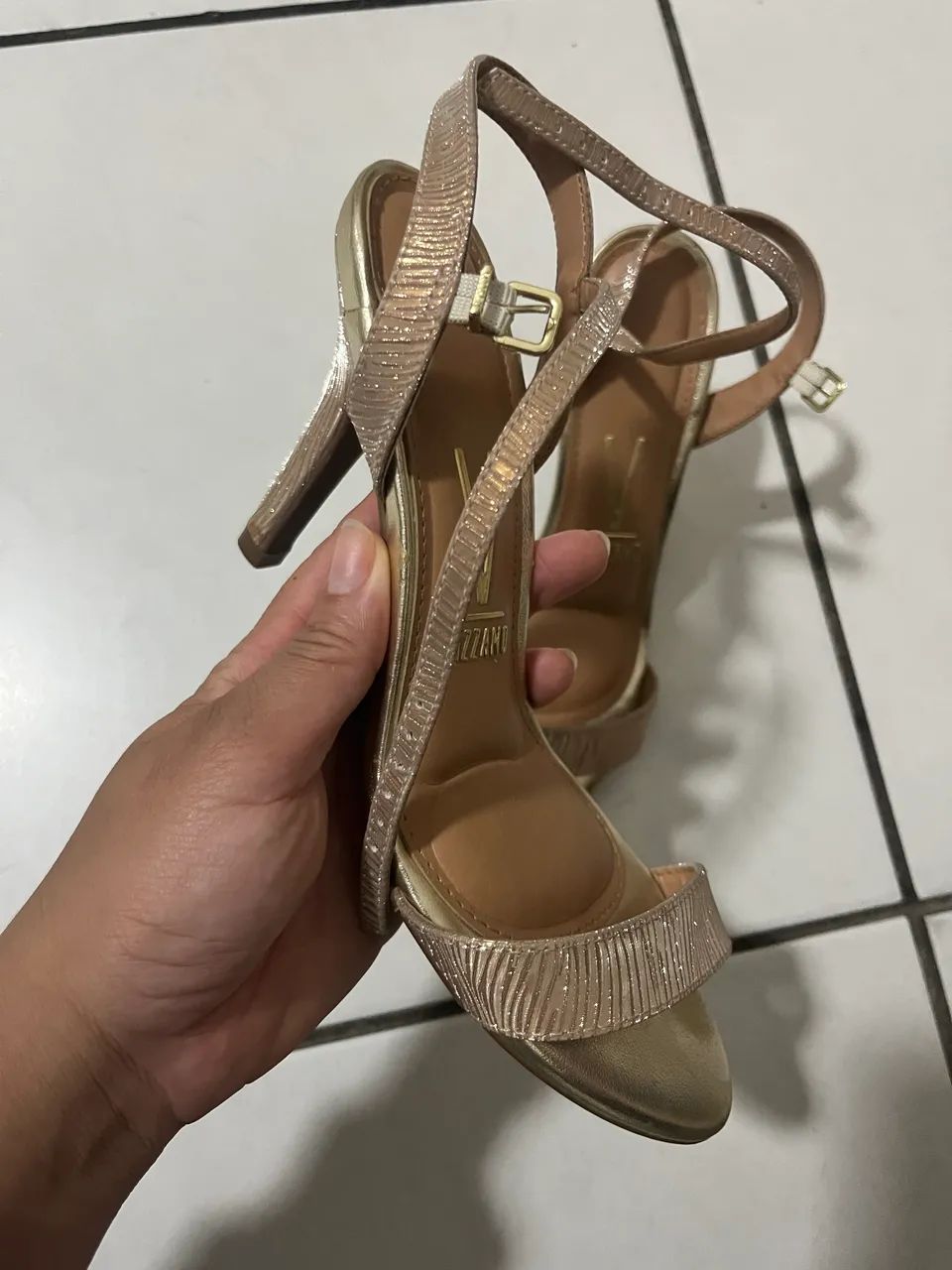 Sandália Vizzano 36 - Foto 2