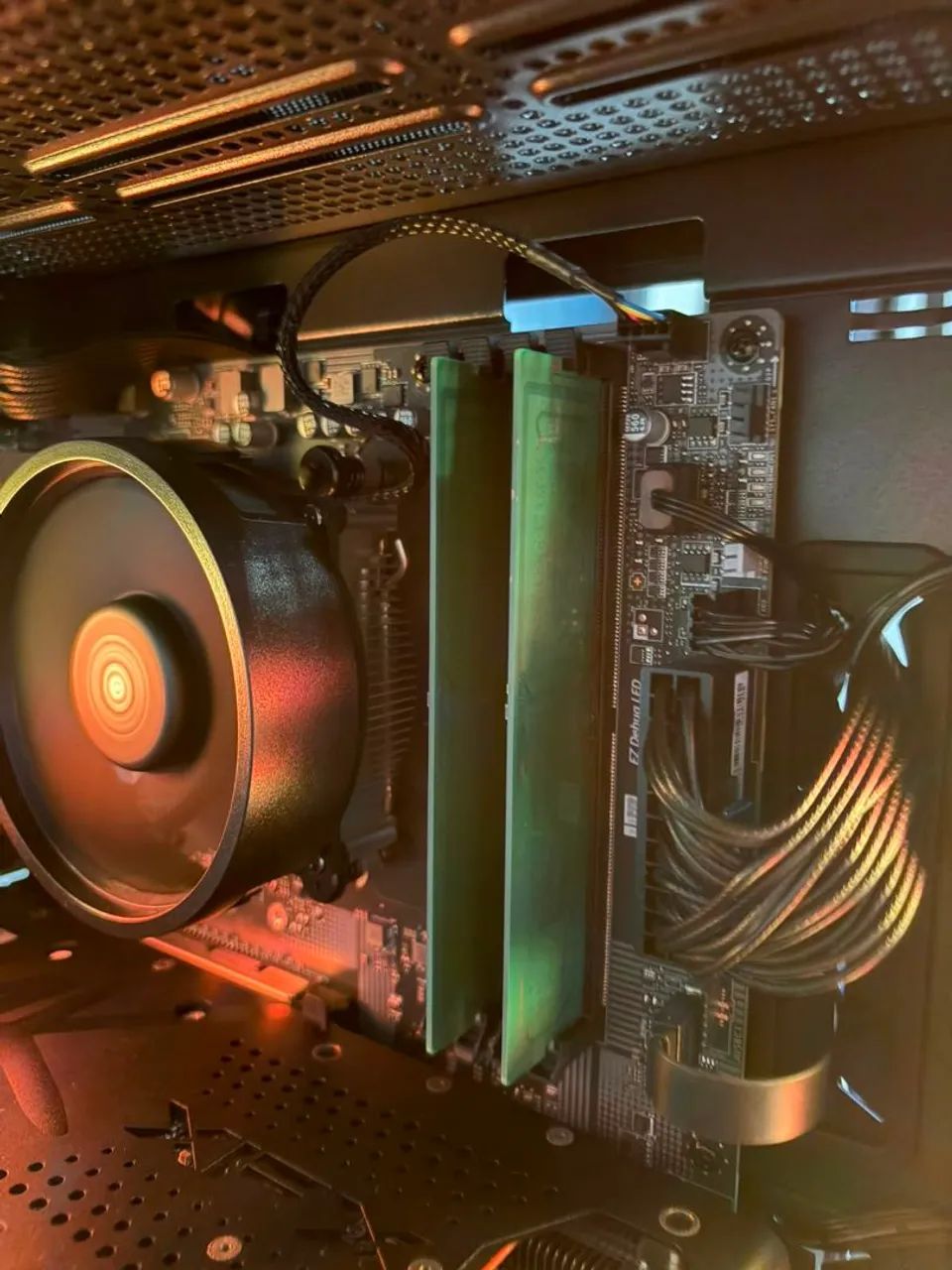 Placa mãe B840 Pro wi fi Msi - Foto 4
