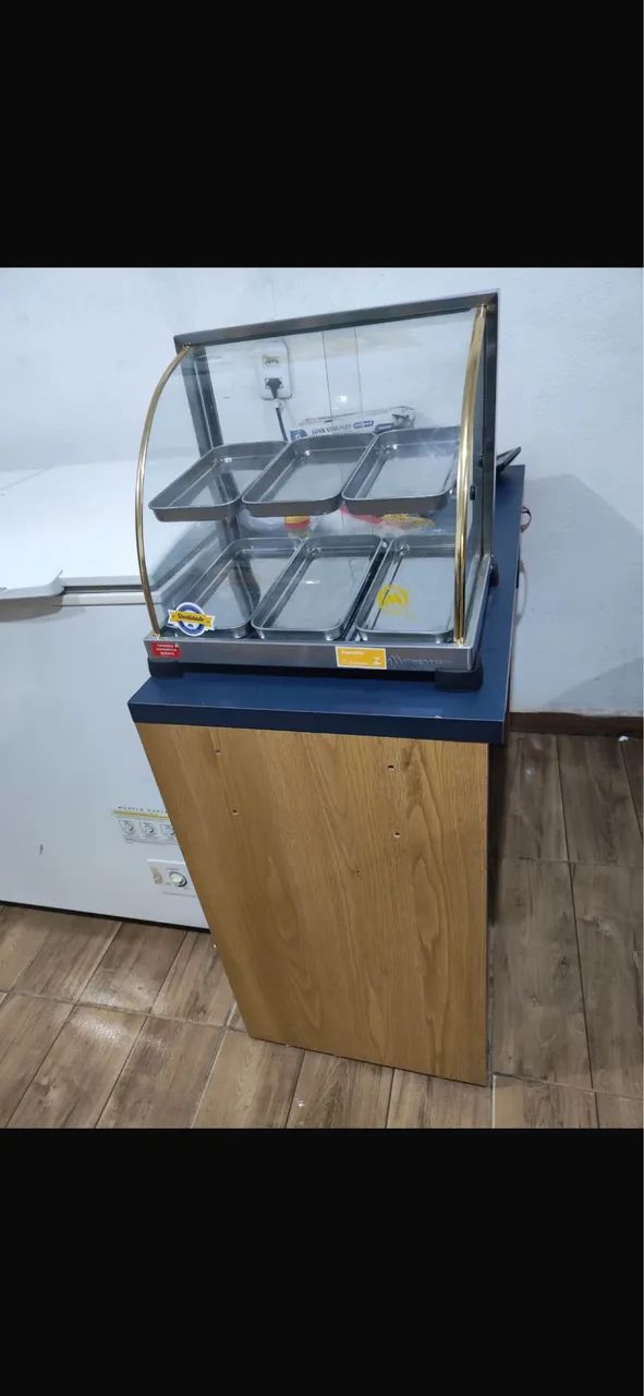 Estufa para salgados e mesa