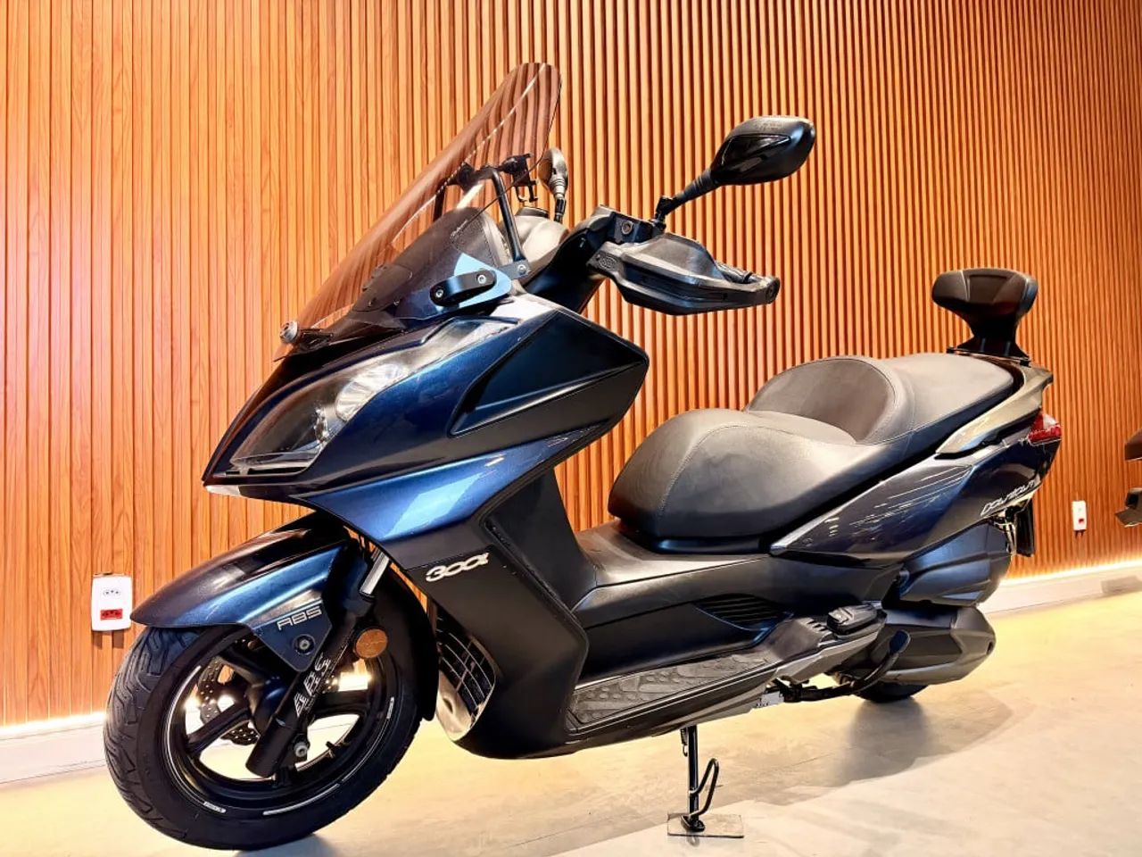Kymco Downtown 300 i