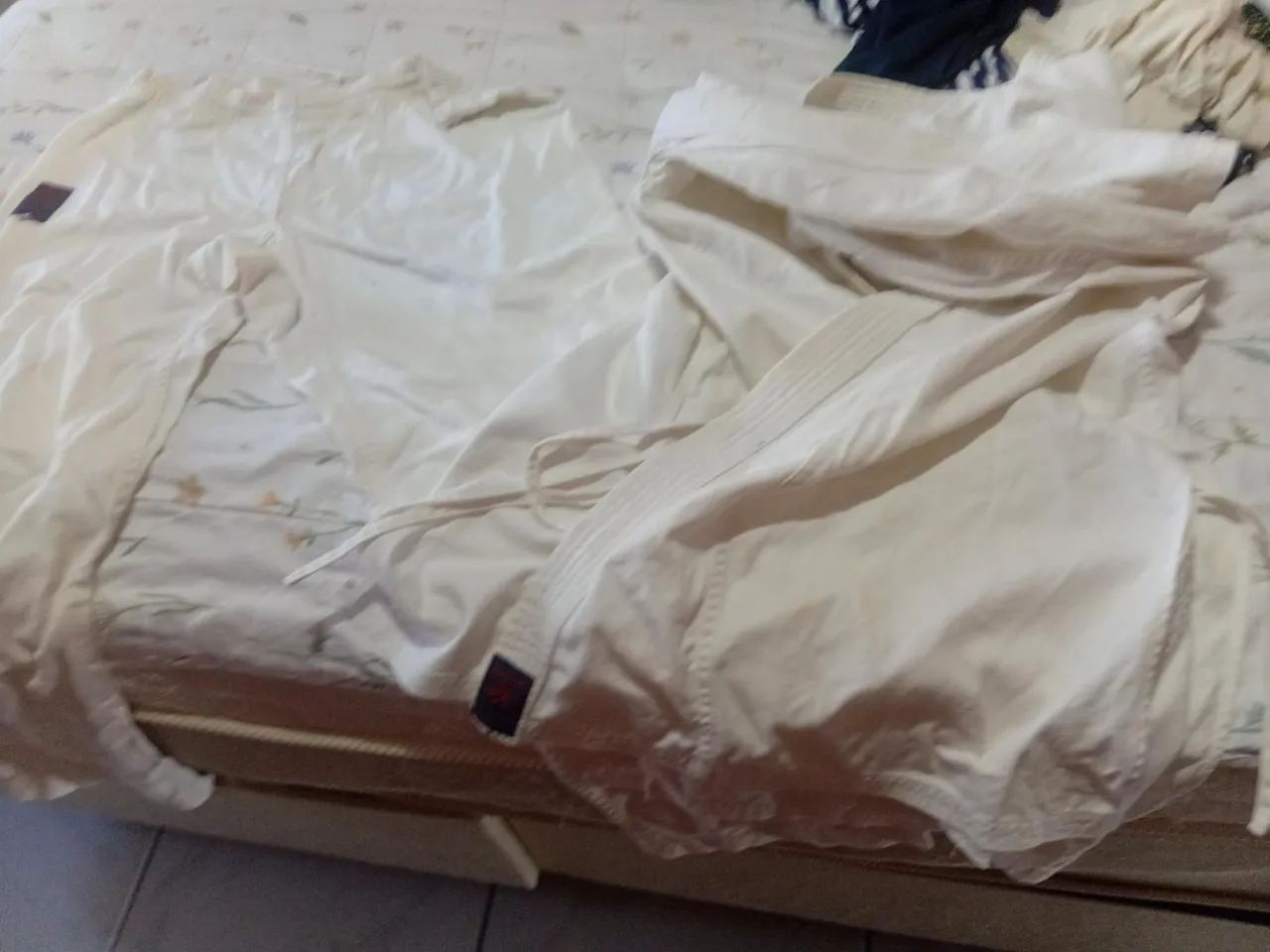 Kimono de karate usado 
