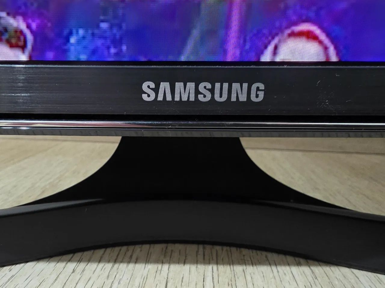 Tv Samsung Smart TV de 40 polegadas com resolução 4k painel LED, suporte a HDR Premium  - Foto 4