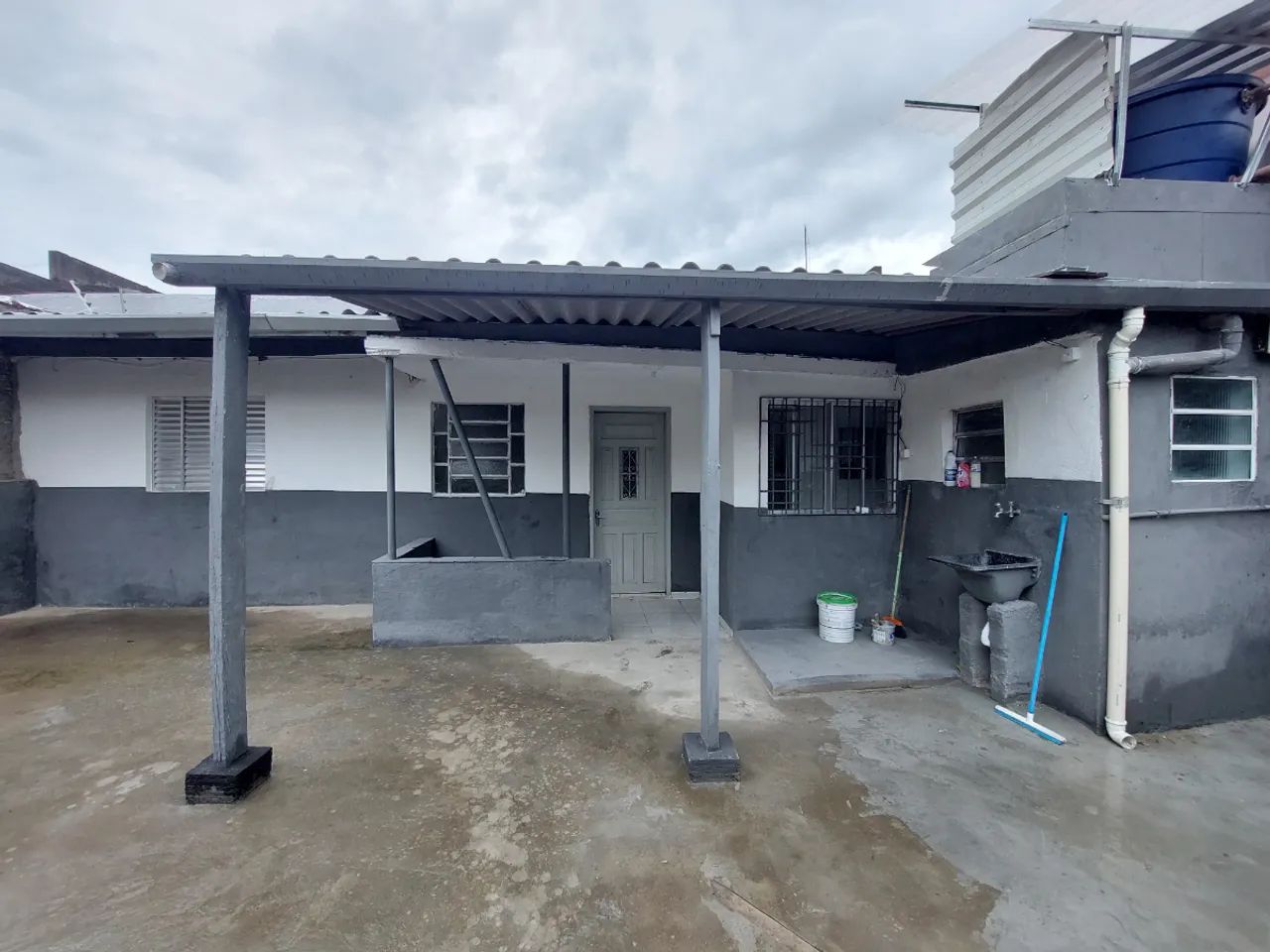 Casa para venda em Vila Fachini com 5 quartos, 264m² - Foto 2