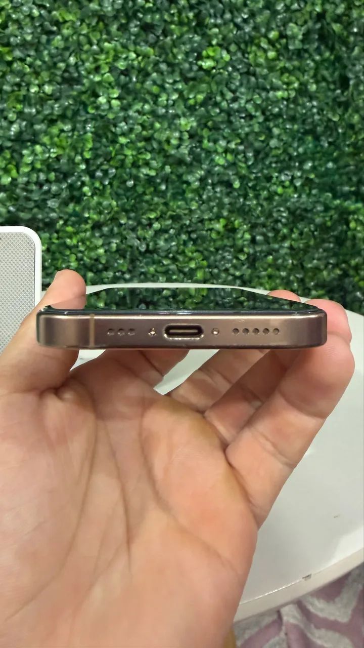 iPhone 16 Pro 256gb Dourado - Foto 4