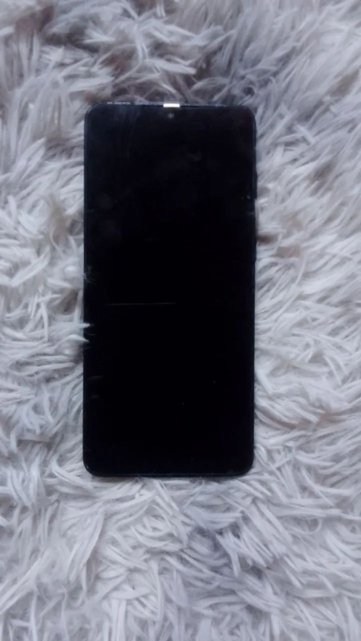 Celular a05 conservado