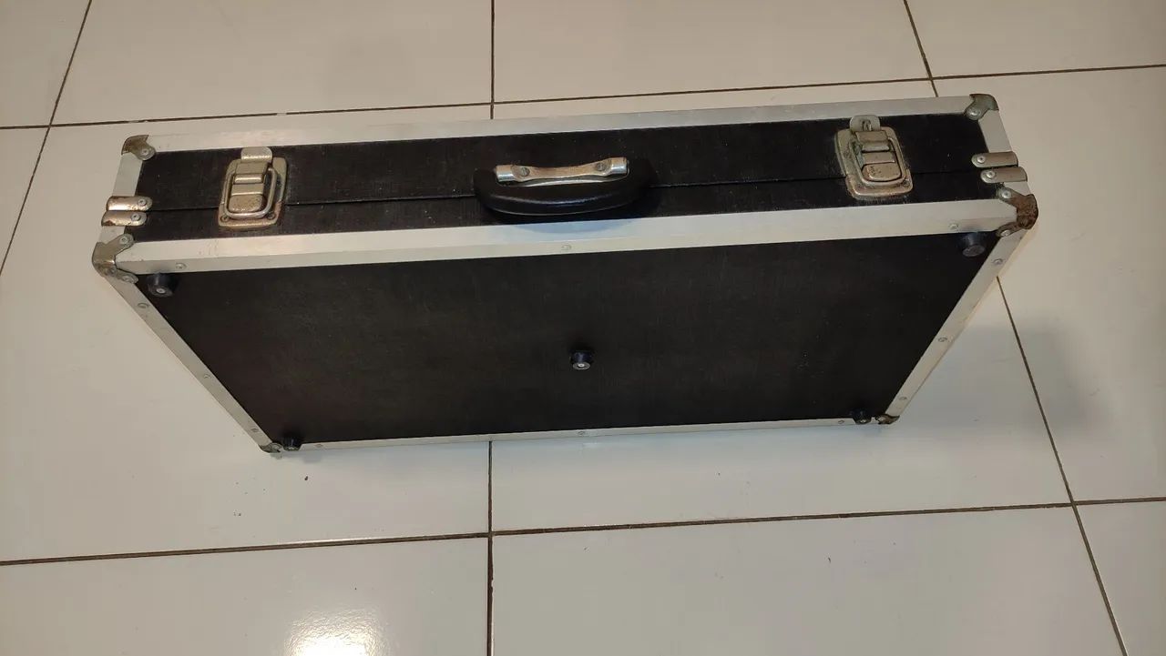 Hard case Boss para pedais. - Foto 4