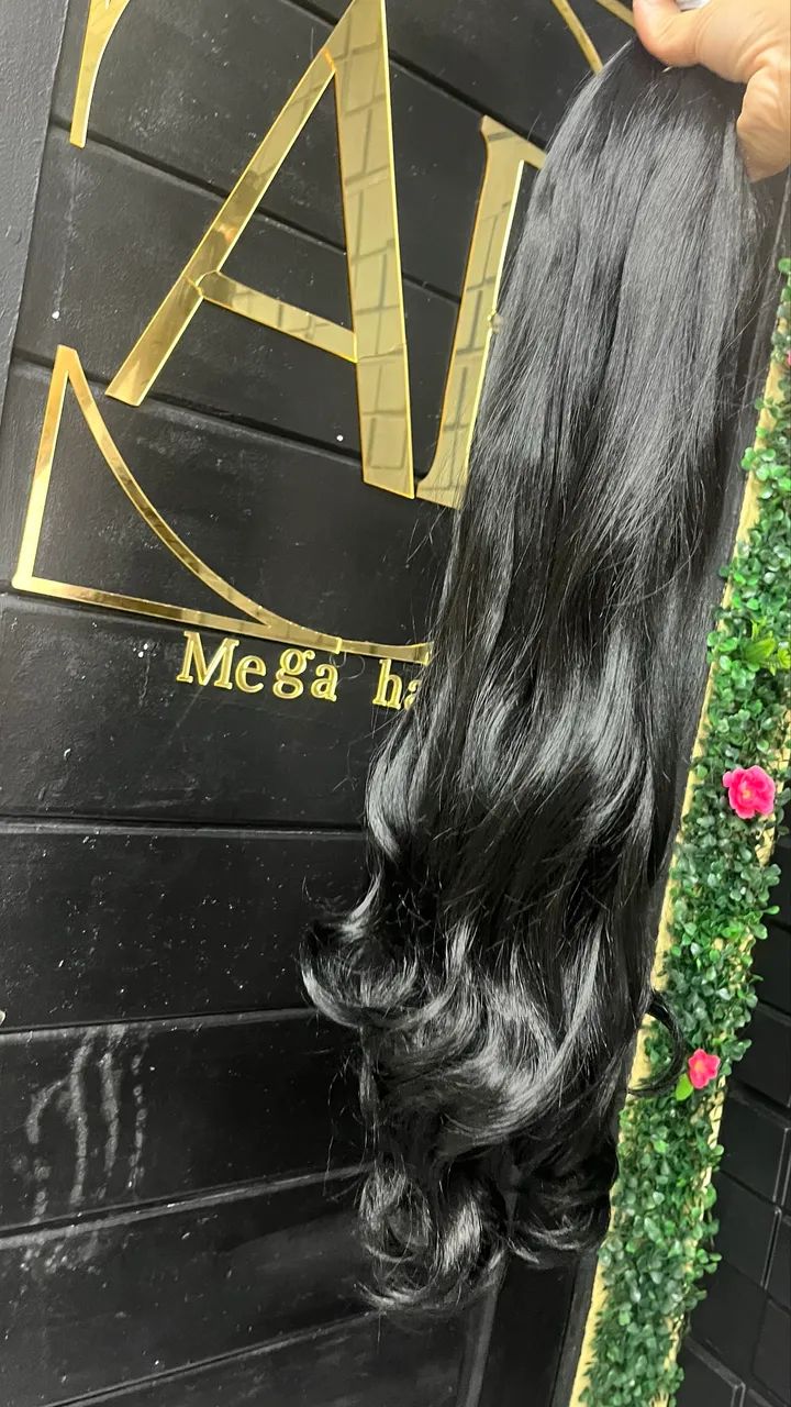 Cabelo preto ondulado 
