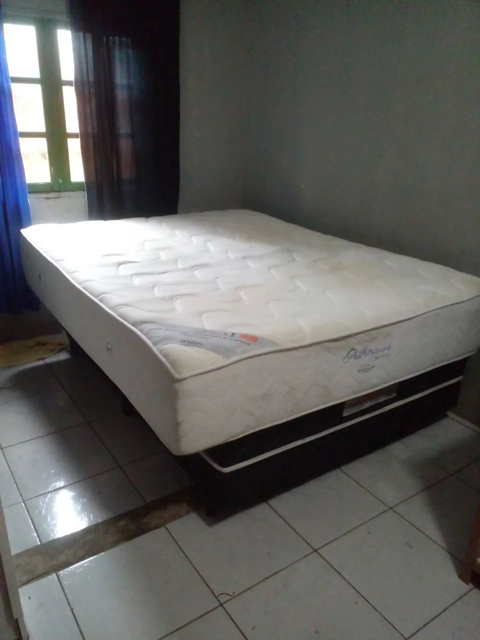 Vendo CAMA BOX e COLCHÃO KING Ortobom