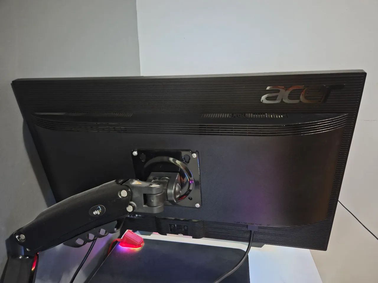 Monitor Gamer Acer 23.6 Led, 165 Hz 0.5ms , Full HD  - Foto 2