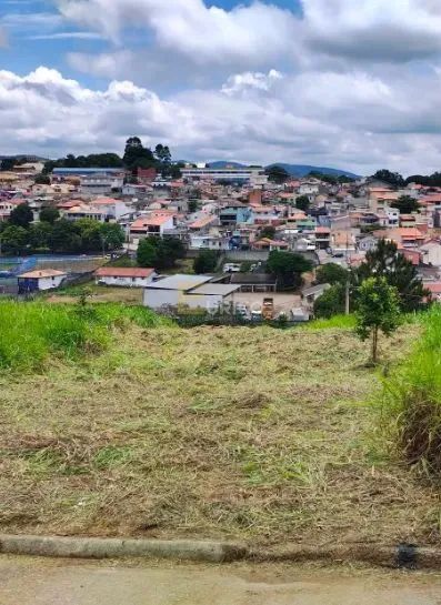 Terreno à venda no Parque Petrópolis em VÁRZEA PAULISTA/SP
