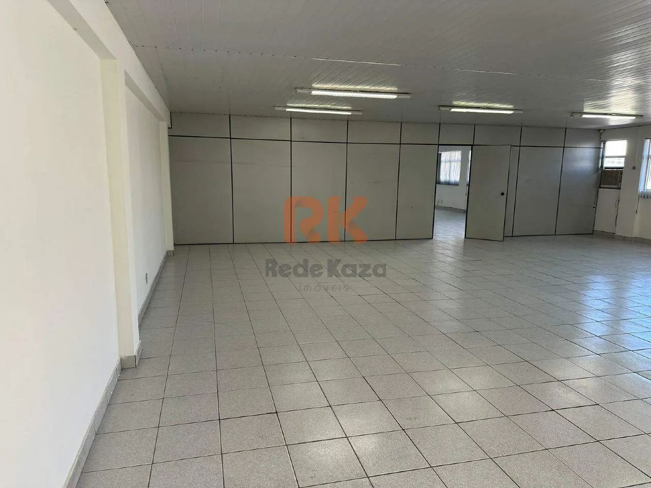 Salão Comercial para Aluguel - 280 m² no Floramar, BH