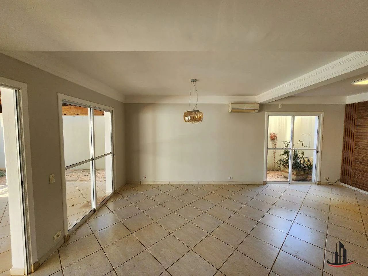 Vila de Barcelona: Alto Padrão com Piscina e Suíte Master com Closet - Foto 5