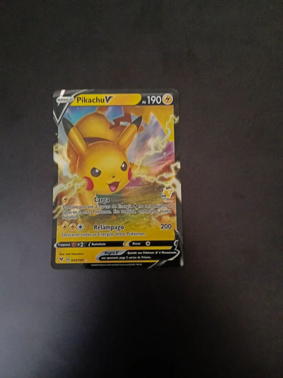 Pikachu V 043/185