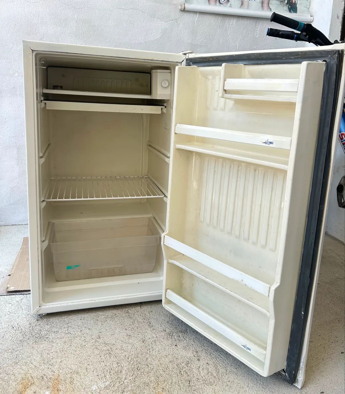 Vendo frigobar consul 