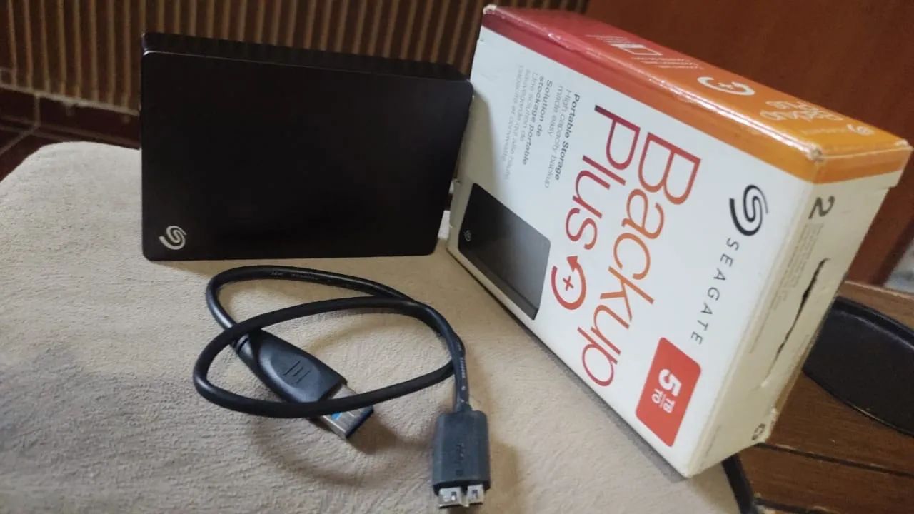 HD Externo Seagate Backup Plus 5TB USB 3.0 - Completo com Caixa e Cabo - Foto 3