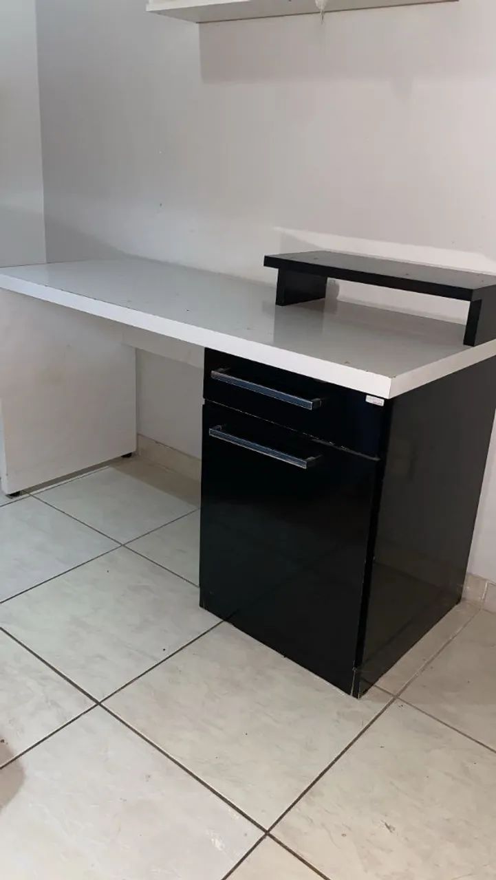 Mesa de escritório/computador 