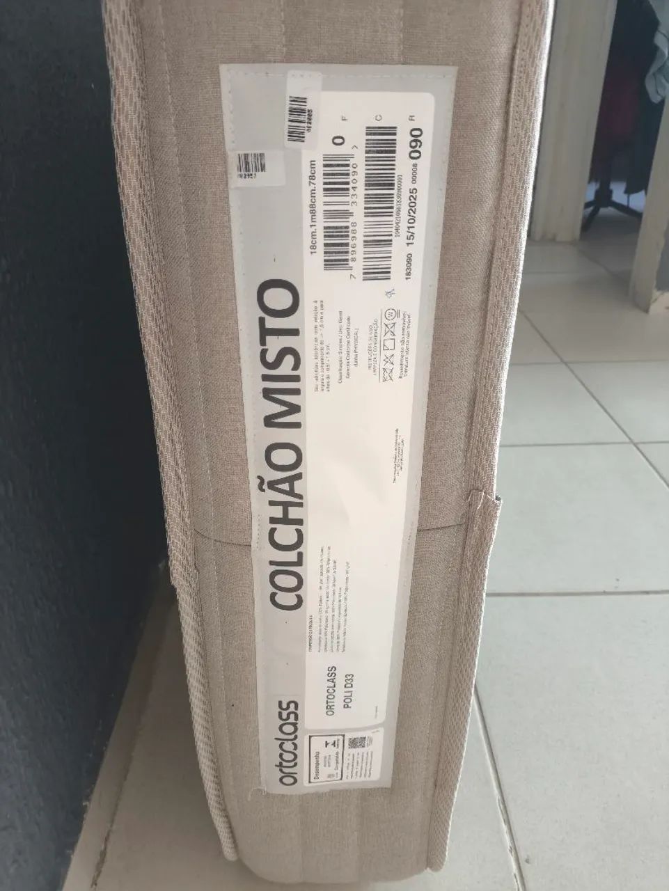 2 Colchões de solteiro misto d33 