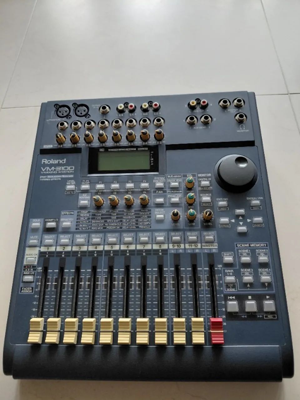Mesa de Som Digital Roland VM-3100 - Foto 2