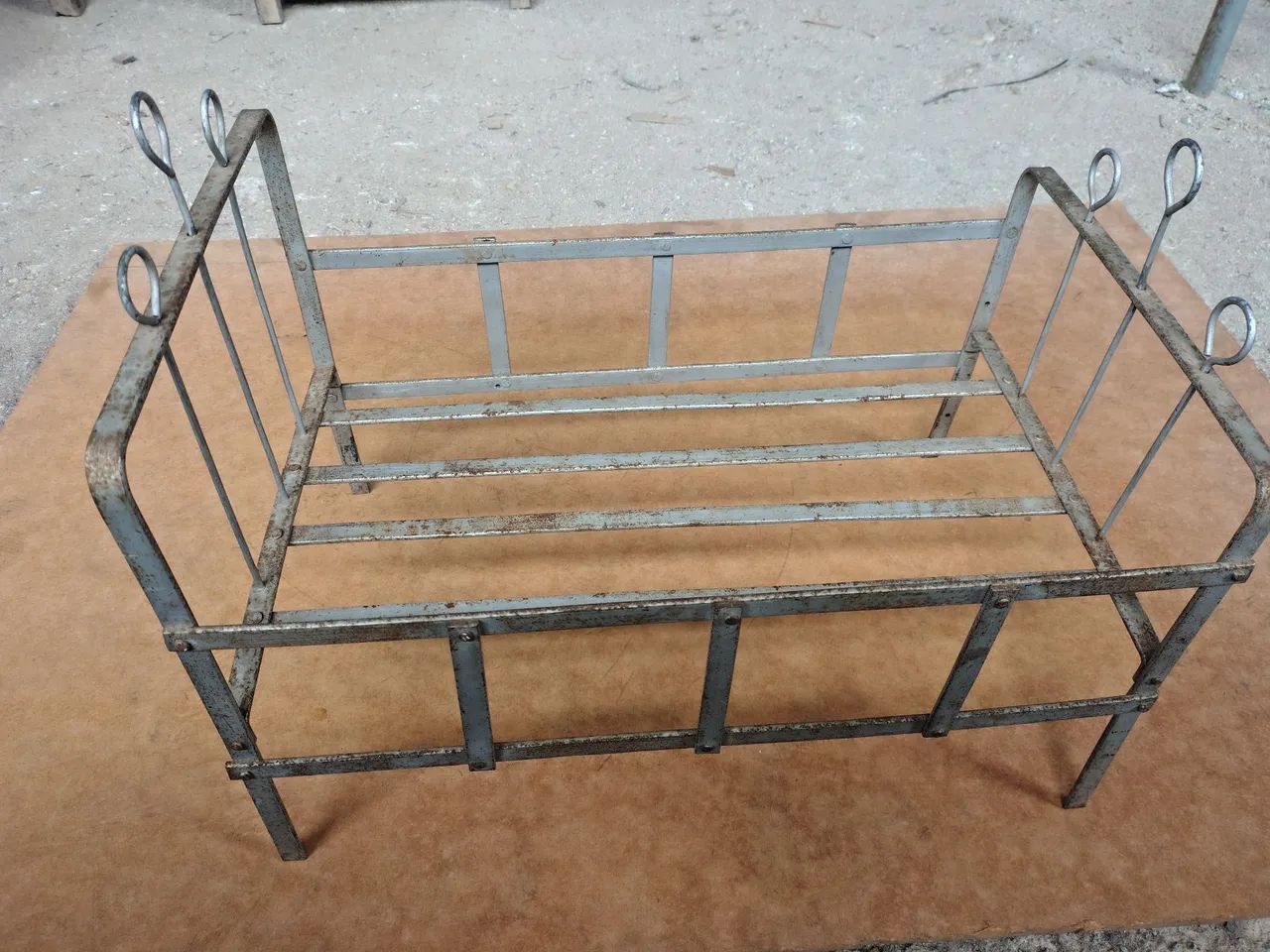 Berço antigo  de bonecas - Foto 2