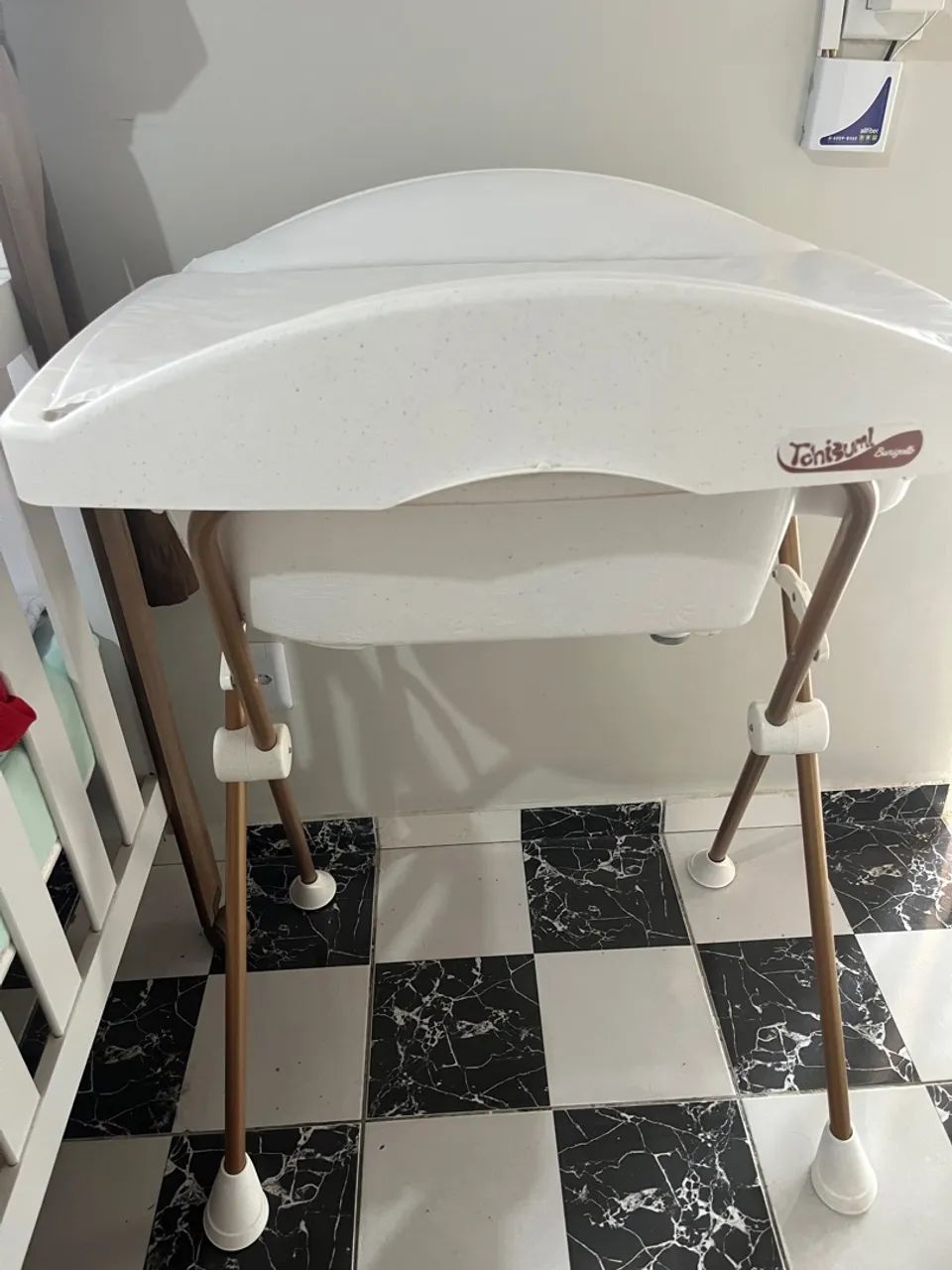 banheira com suporte e trocador 