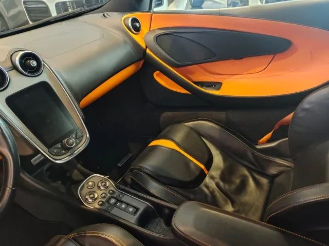 McLaren 540C Coupe 3.8 Bi-Turbo V8, foto 12 de 19