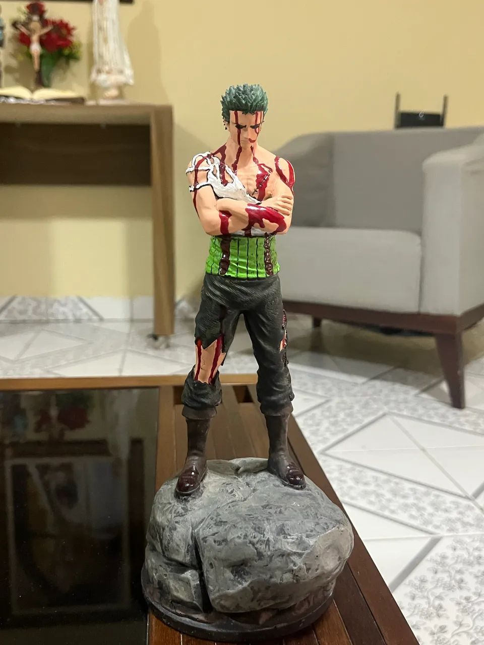 Action figure zoro