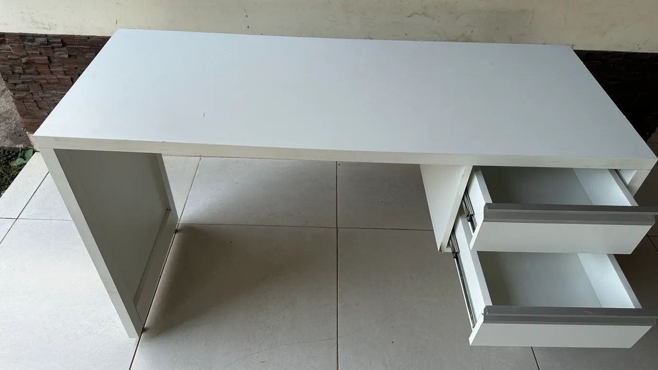 Mesa escritório em Mdf 