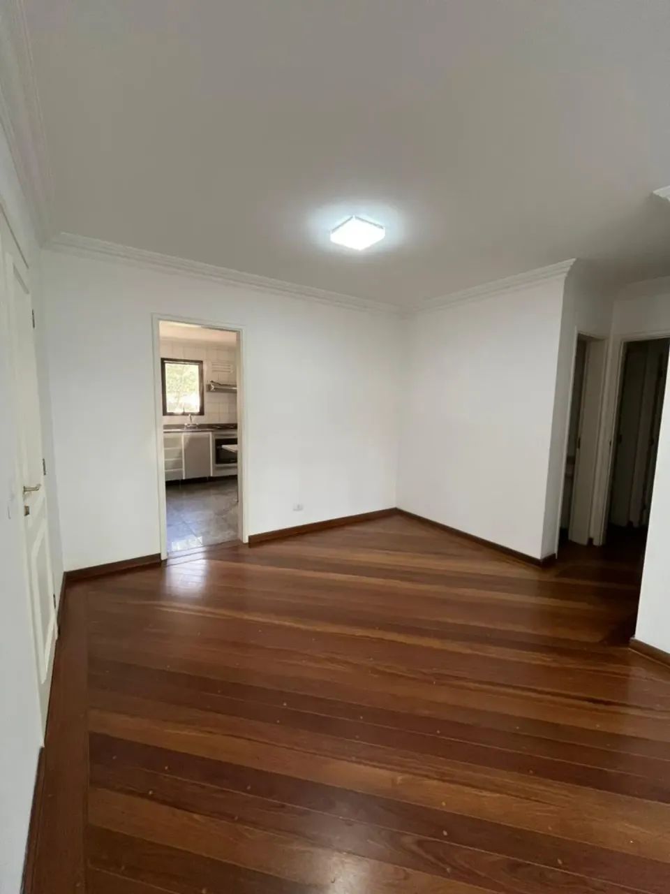 Apartamento no Condominio Edifício Four Seasons - 3 dorms - 100m²