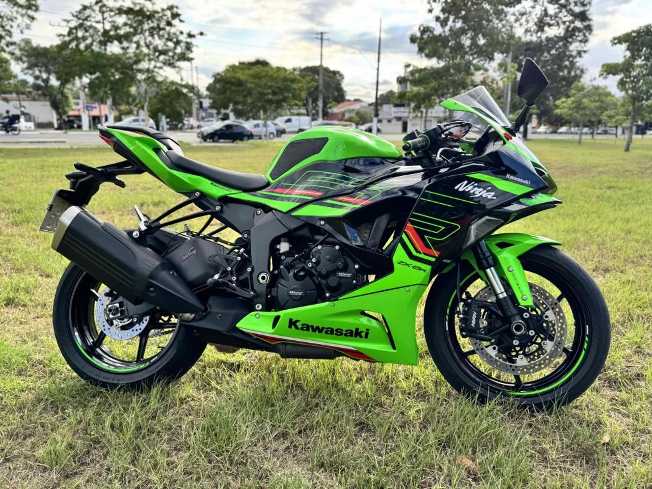 Kawasaki Zx-6r 636cc 2025 - 1483292577 | OLX