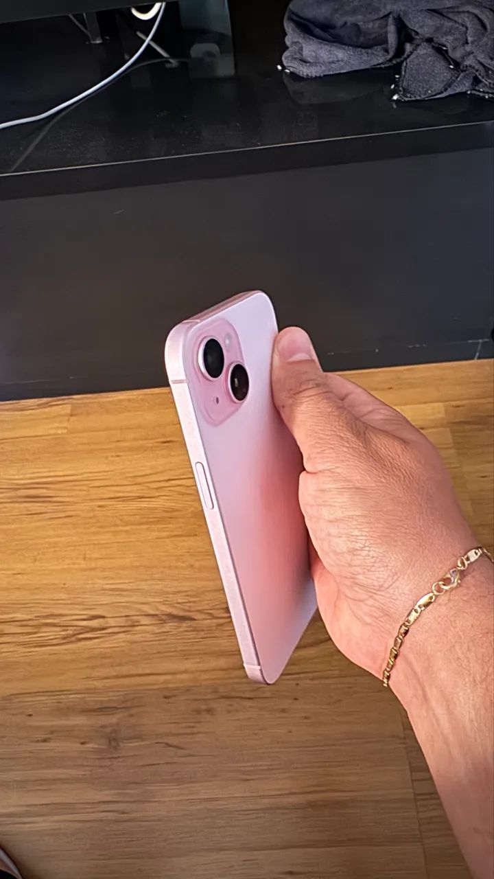 iPhone 15 rosa  - Foto 3
