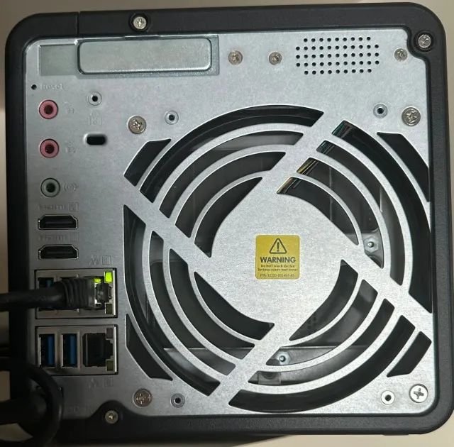 QNAP TS-453BE 4 Baías 16GB RAM - SEM DISCOS - Excelente Estado - COM CAIXA - Foto 3