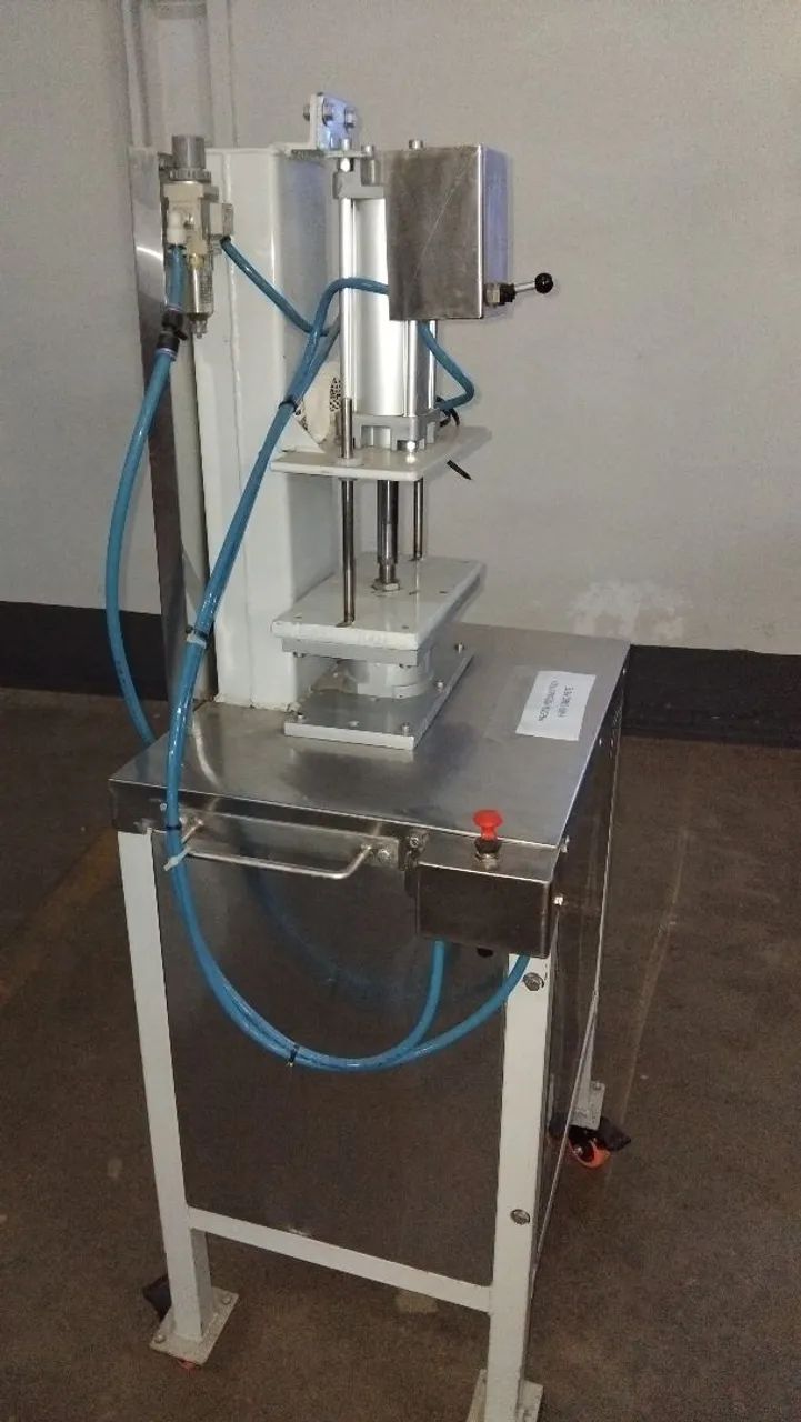 Maquina de fabricar sabonete.