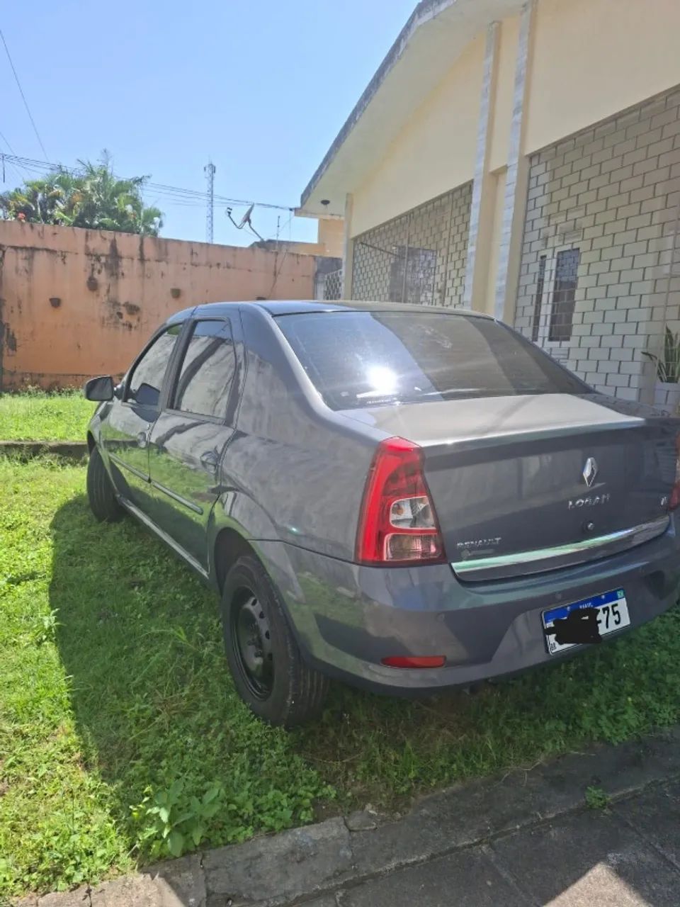 Renault Logan Expression Hi-flex 1.6 8V 4P 2013 - Foto 4