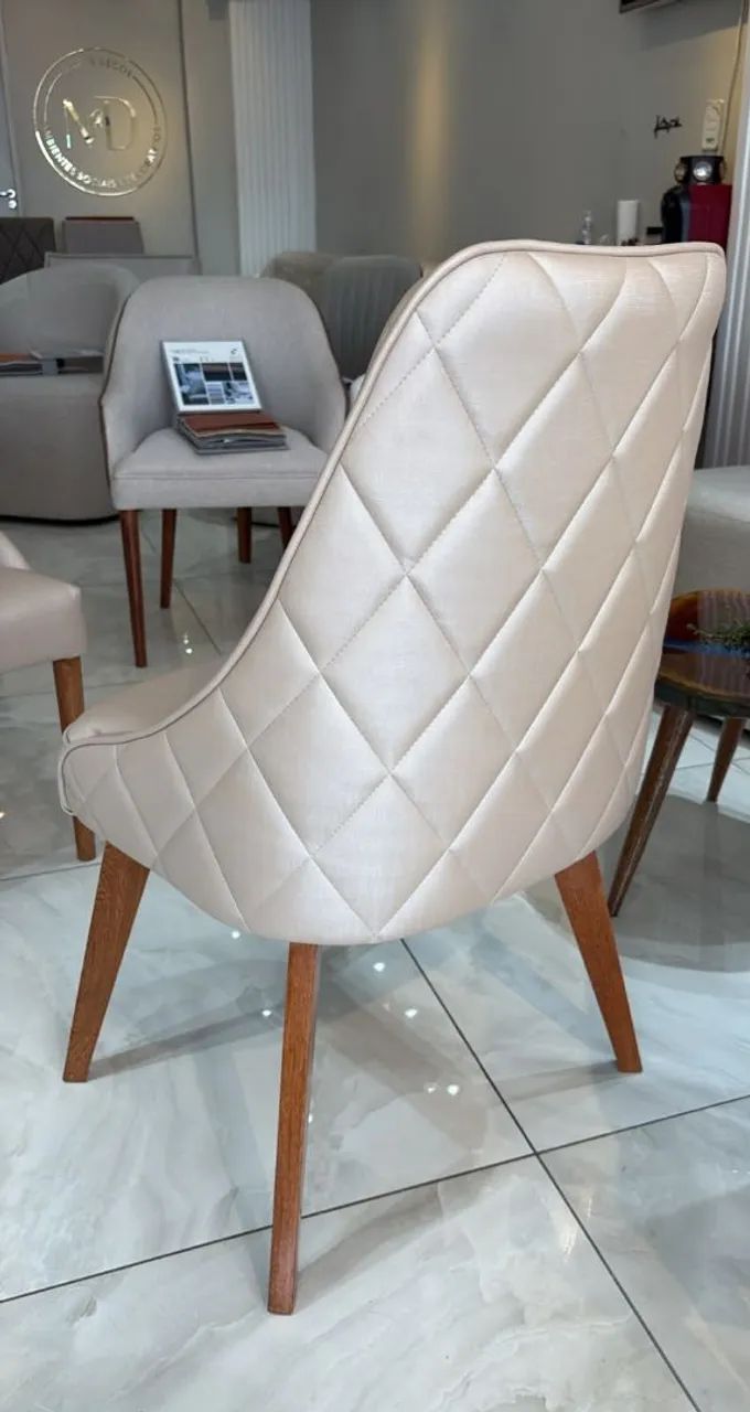 Cadeira Estilo Poltrona - Foto 4