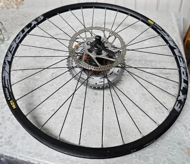 Roda, pedivela e kit slx completos - Foto 2
