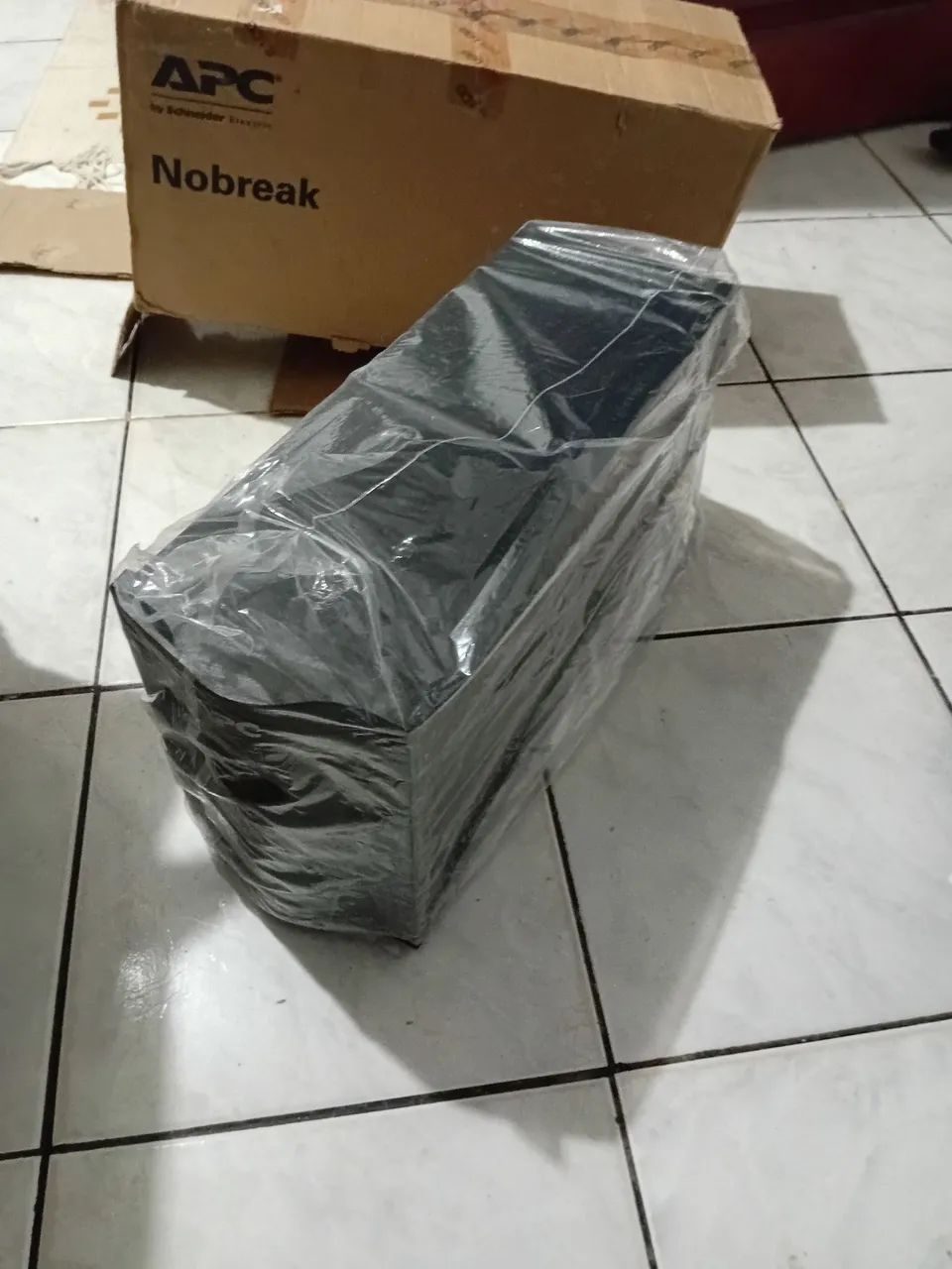 Nobreak 2200 VA APC BACK-UPS BR Bivolt - Foto 6