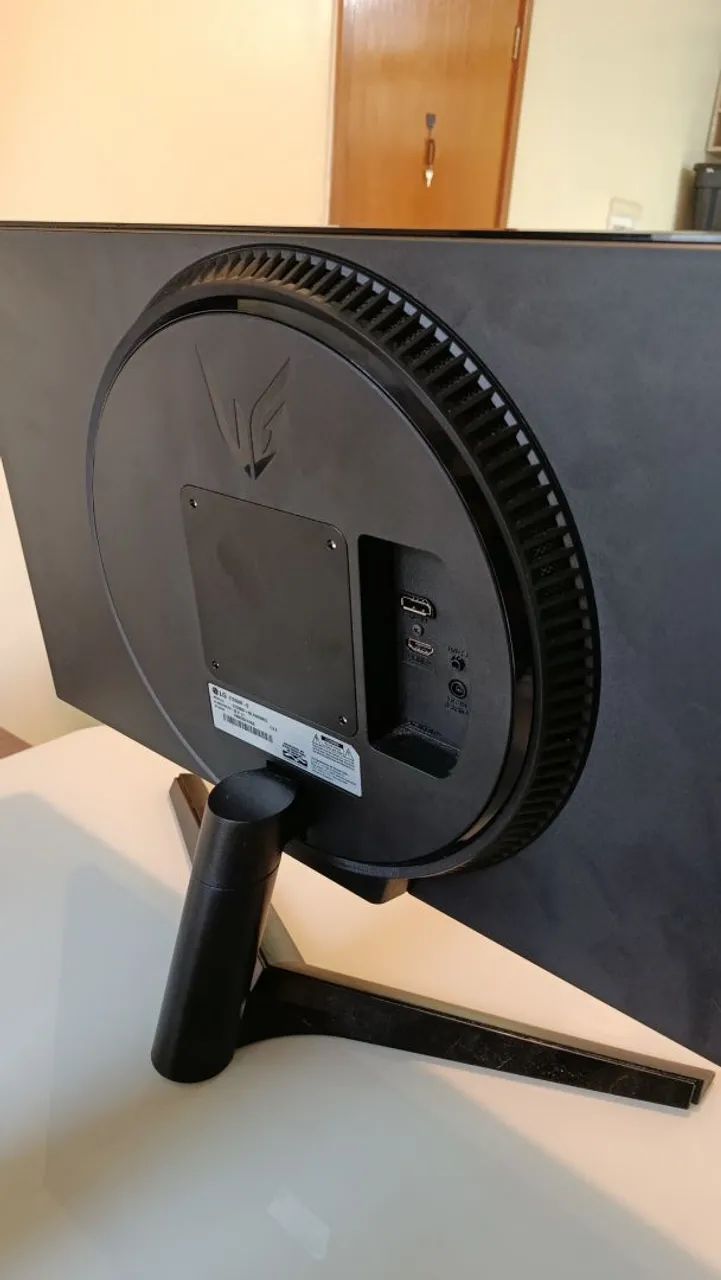 Monitor LG UltraGear 27 polegadas 180Hz - Foto 2