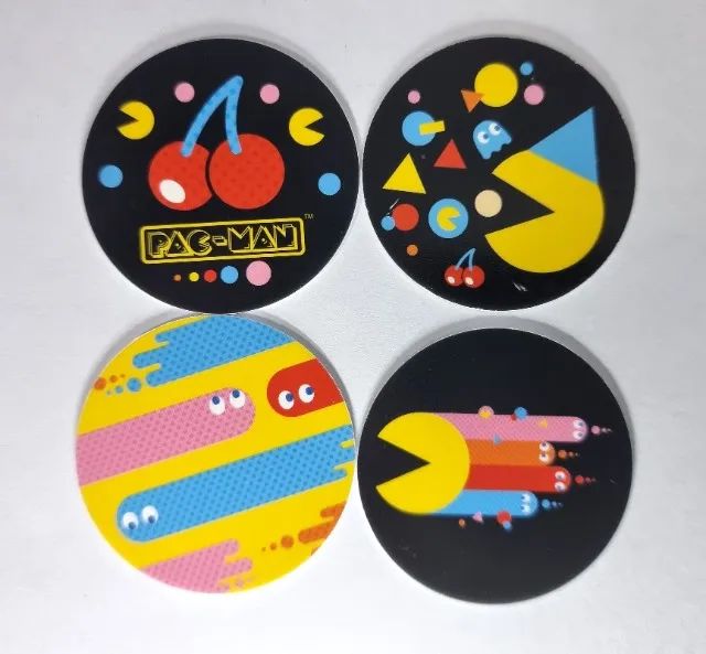 4 tazos Pac-man Elma chips